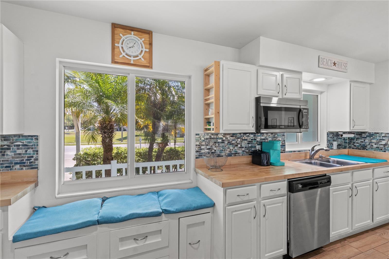 HIGH POINT SUB 1ST ADD - Residential Lease