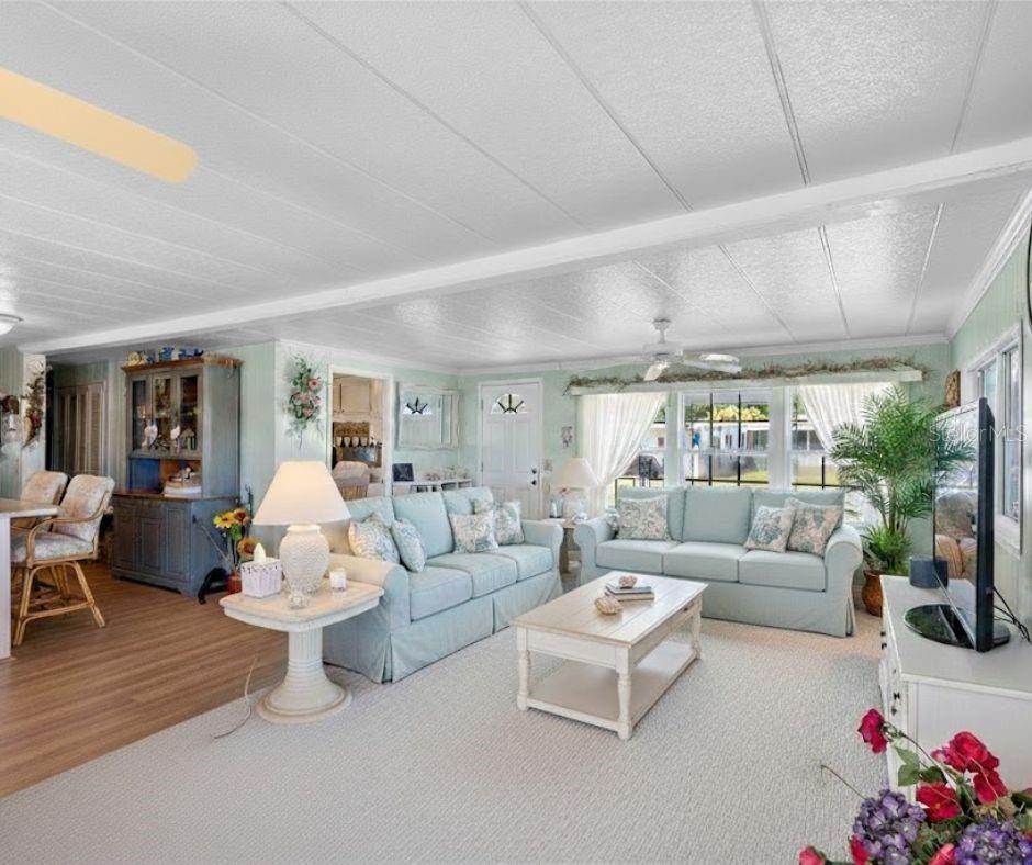 ARIANA SHORES MHP - Residential