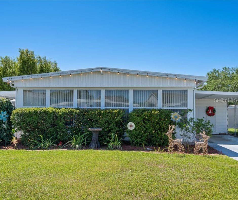 ARIANA SHORES MHP - Residential