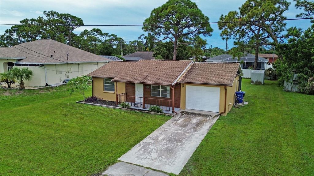 Photo of 635 Lewis Street, Englewood, FL 34223 (MLS # A4664097)