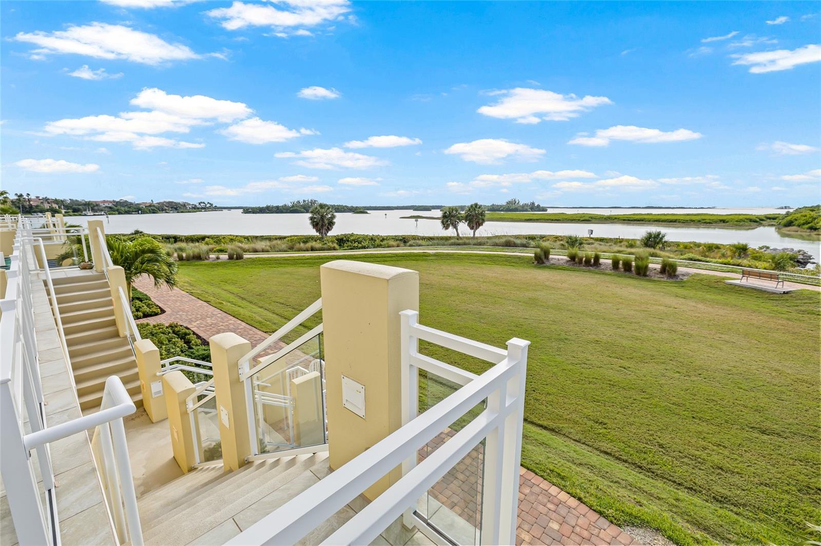 SUNSET POINTE AT COLLANY KEY III CONDO - Residential Lease