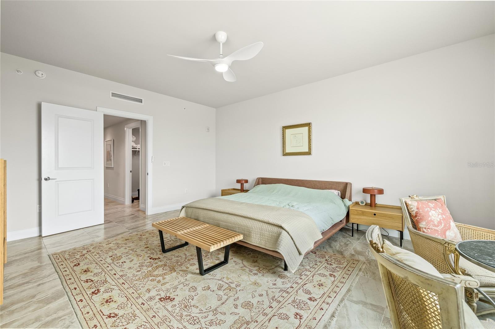 SUNSET POINTE AT COLLANY KEY III CONDO - Residential Lease