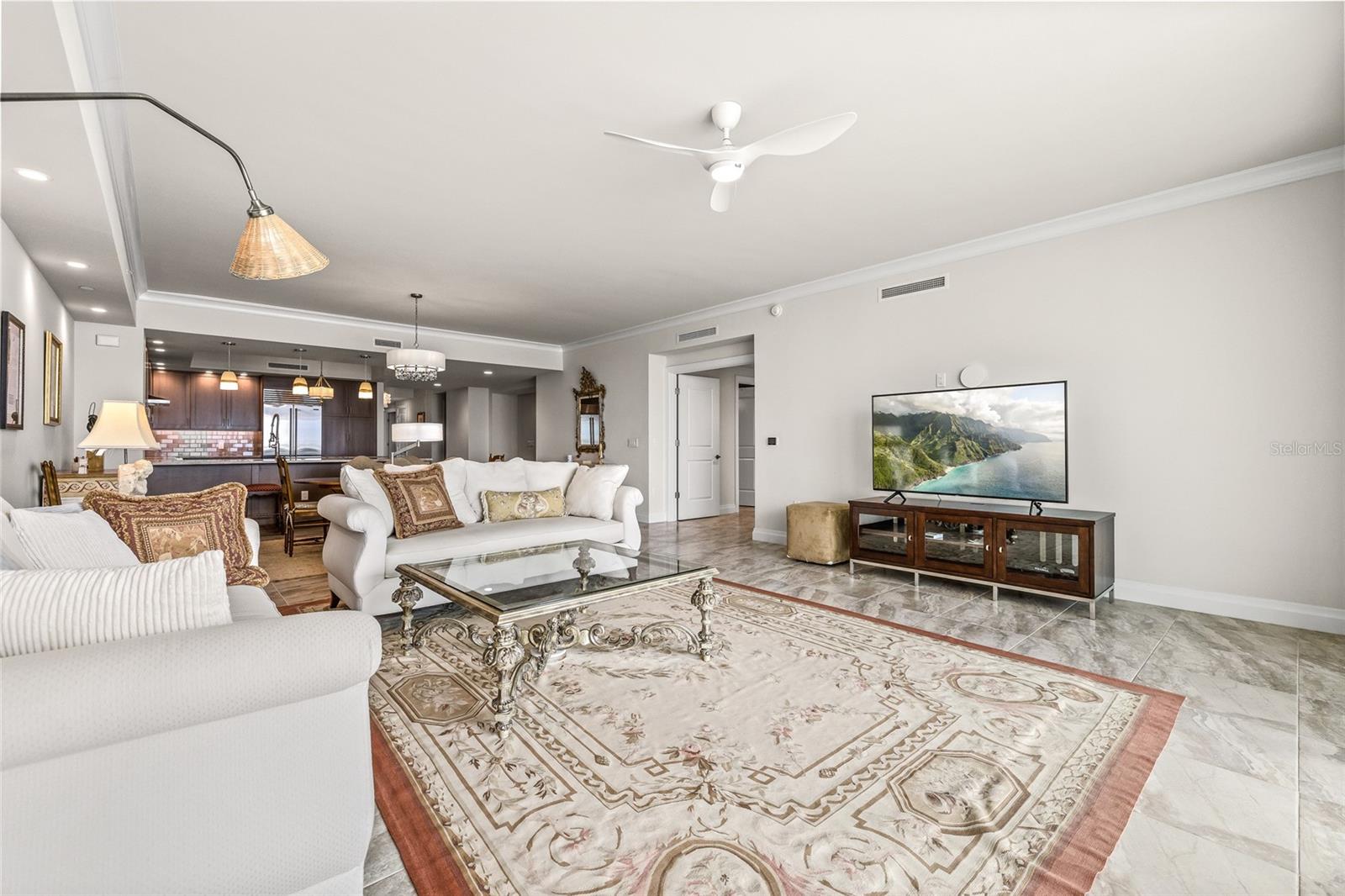 SUNSET POINTE AT COLLANY KEY III CONDO - Residential Lease