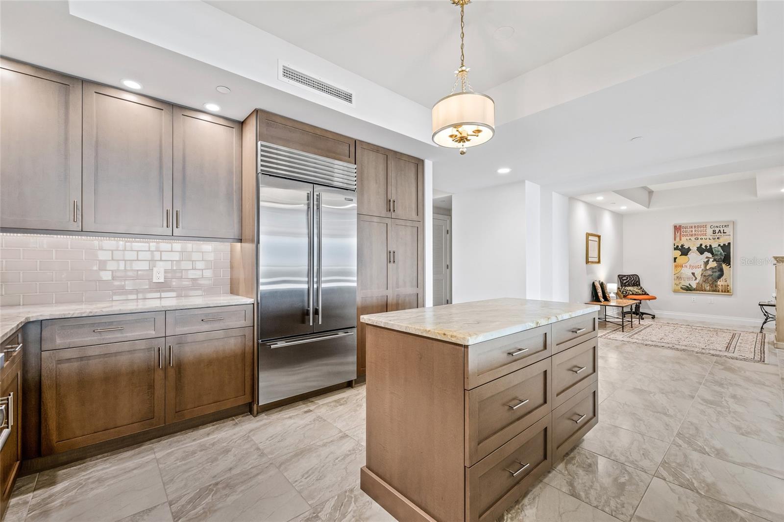 SUNSET POINTE AT COLLANY KEY III CONDO - Residential Lease