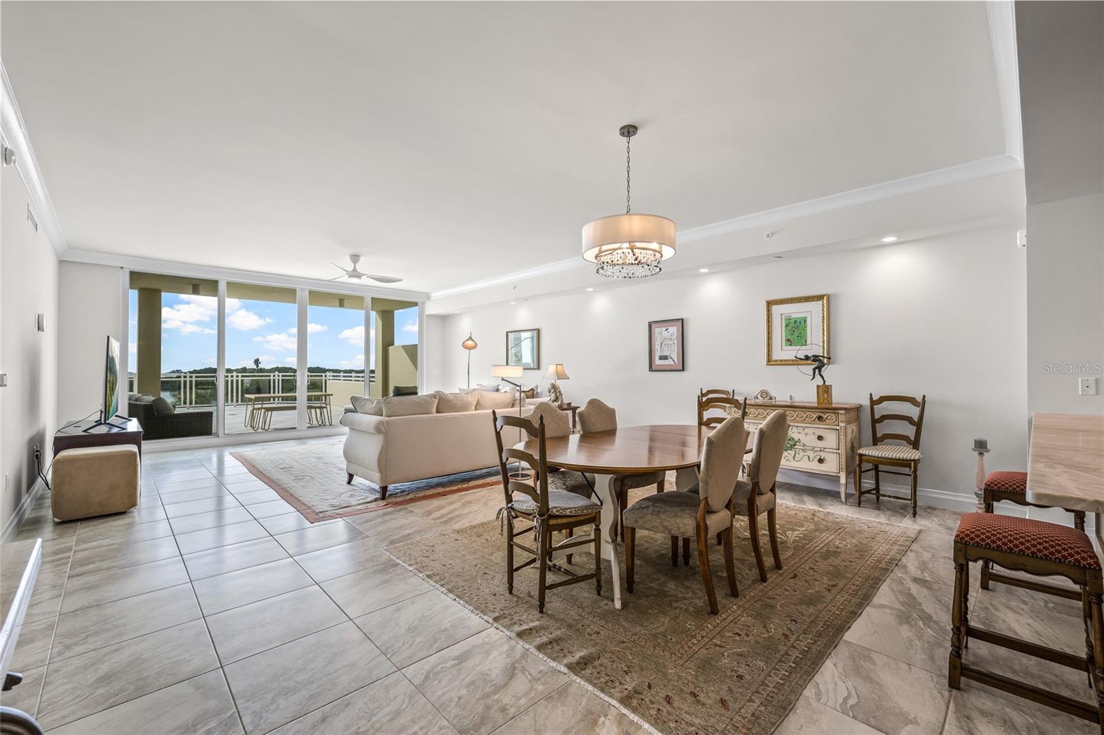 SUNSET POINTE AT COLLANY KEY III CONDO - Residential Lease