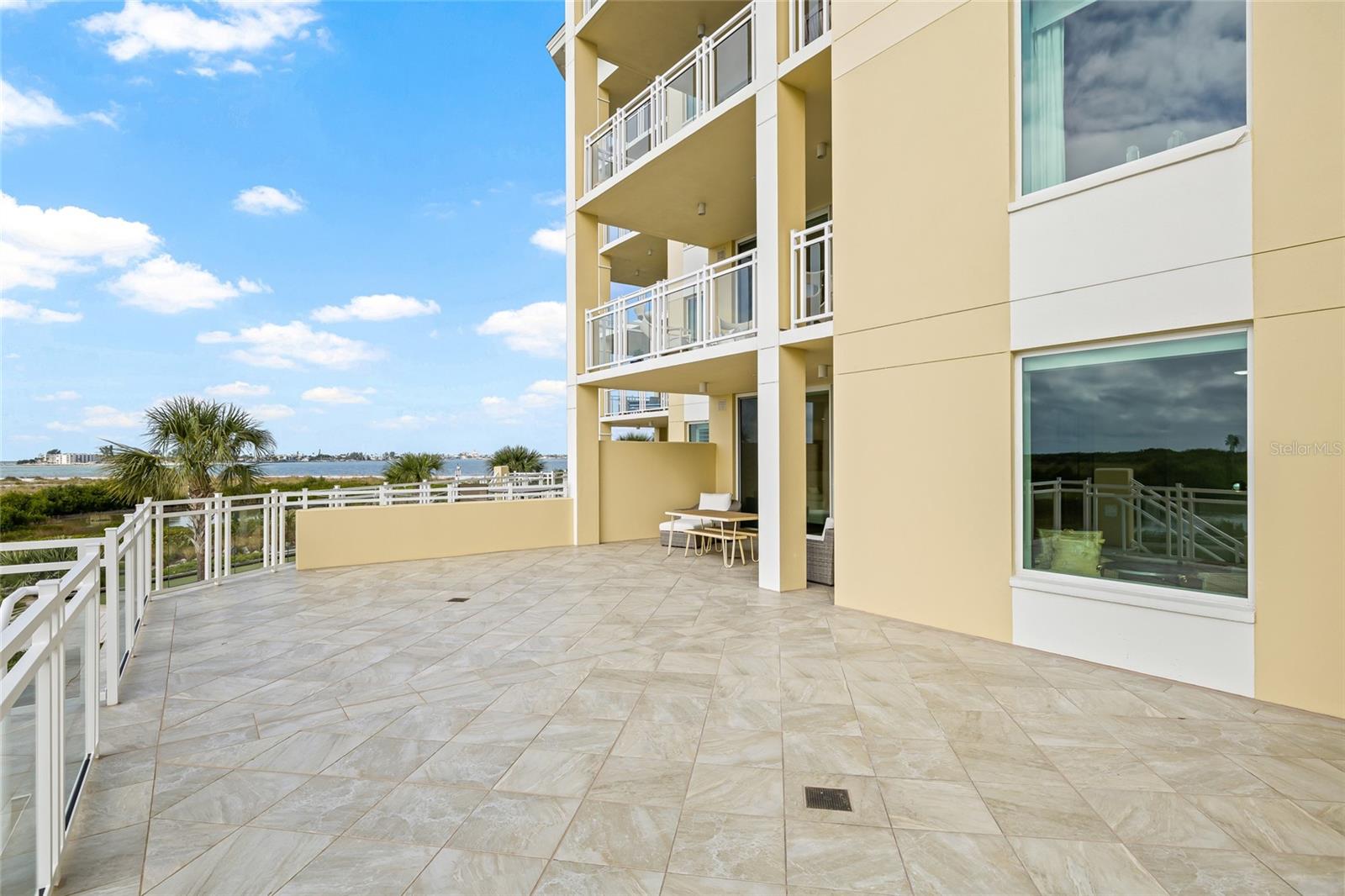SUNSET POINTE AT COLLANY KEY III CONDO - Residential Lease
