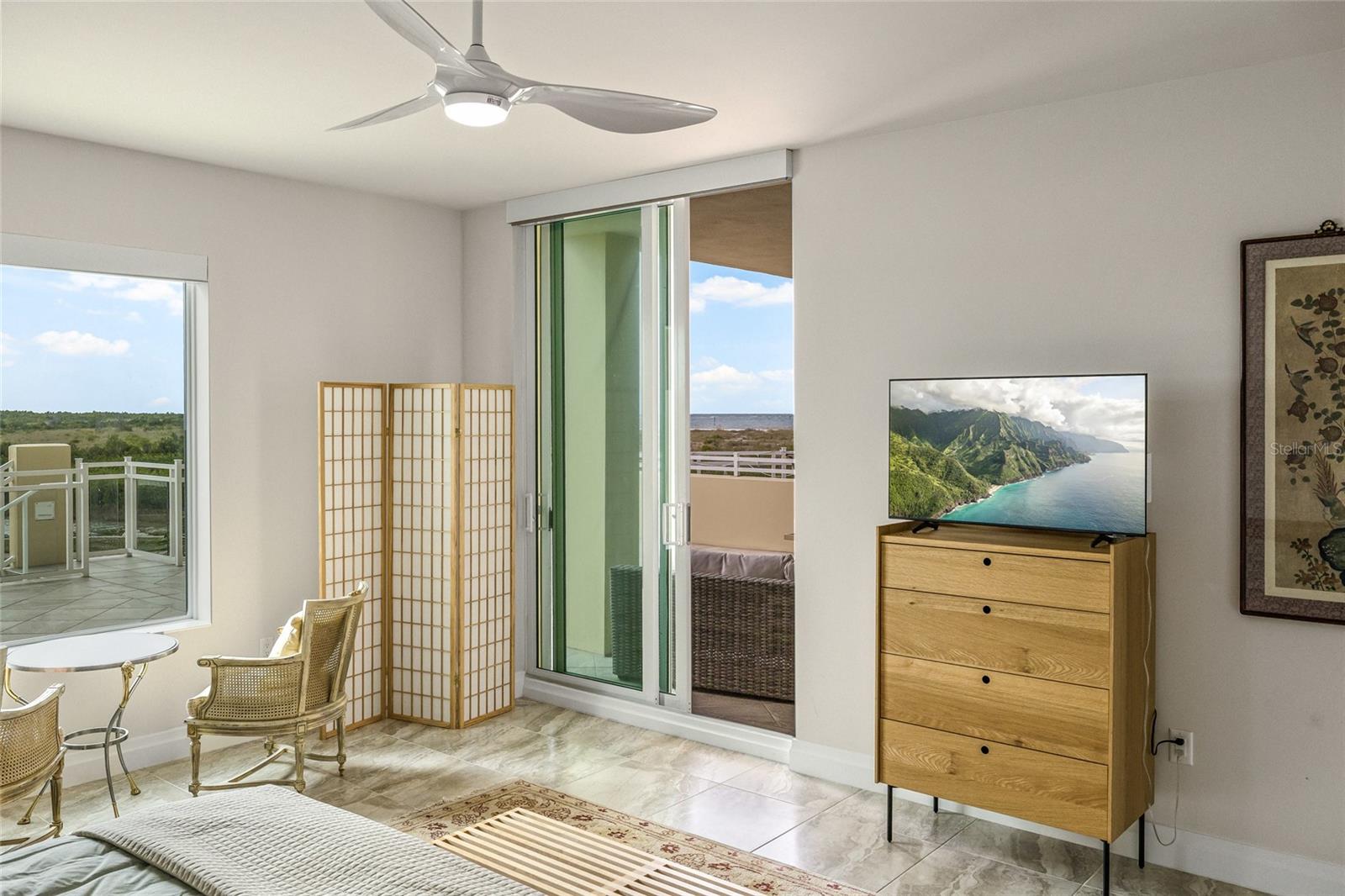 SUNSET POINTE AT COLLANY KEY III CONDO - Residential Lease