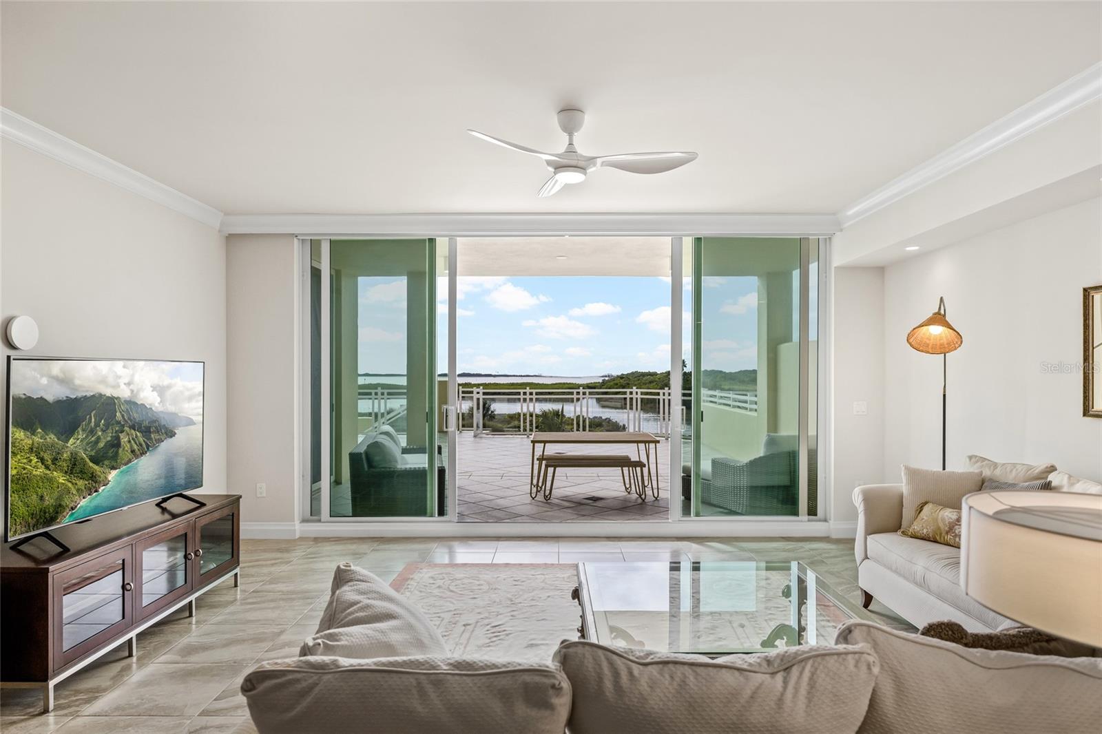 SUNSET POINTE AT COLLANY KEY III CONDO - Residential Lease