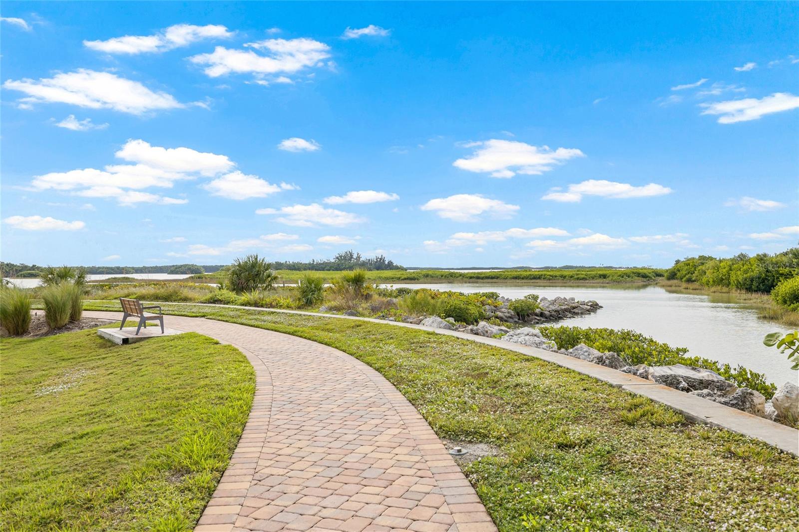 SUNSET POINTE AT COLLANY KEY III CONDO - Residential Lease