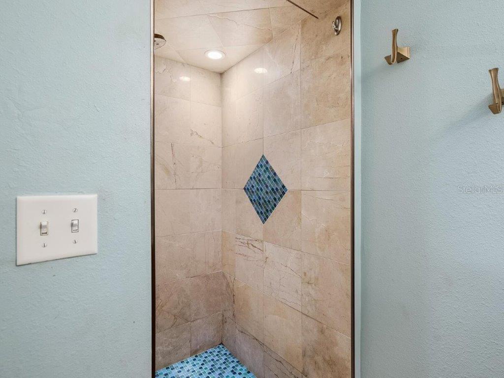 PARK LANE - Residential