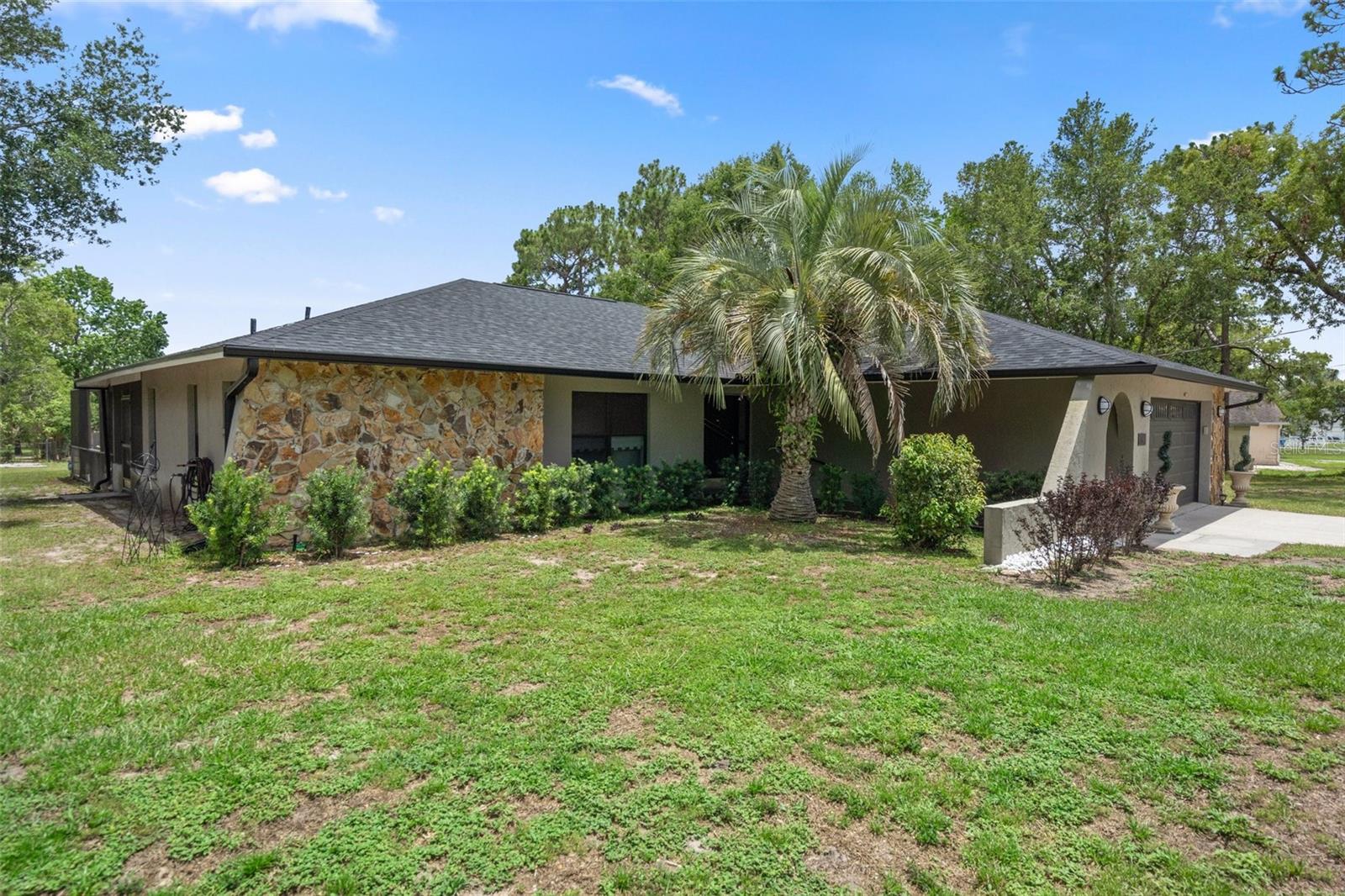 1376 FAYETTEVILLE DRIVE