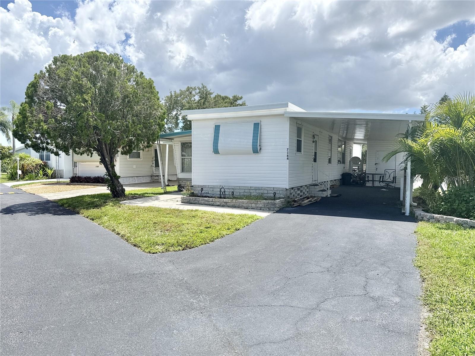 7164 MOUNT GEORGETOWN DRIVE NE 553