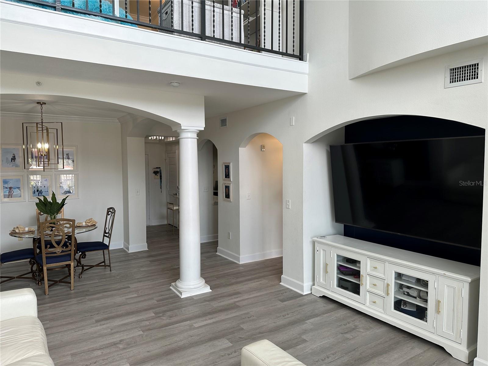 RIVER DANCE - Residential Lease