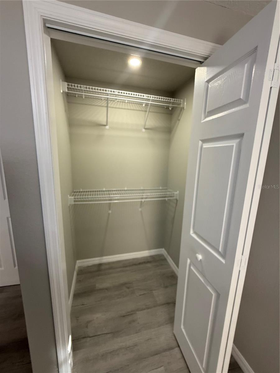 UNPLATTED - Residential Lease