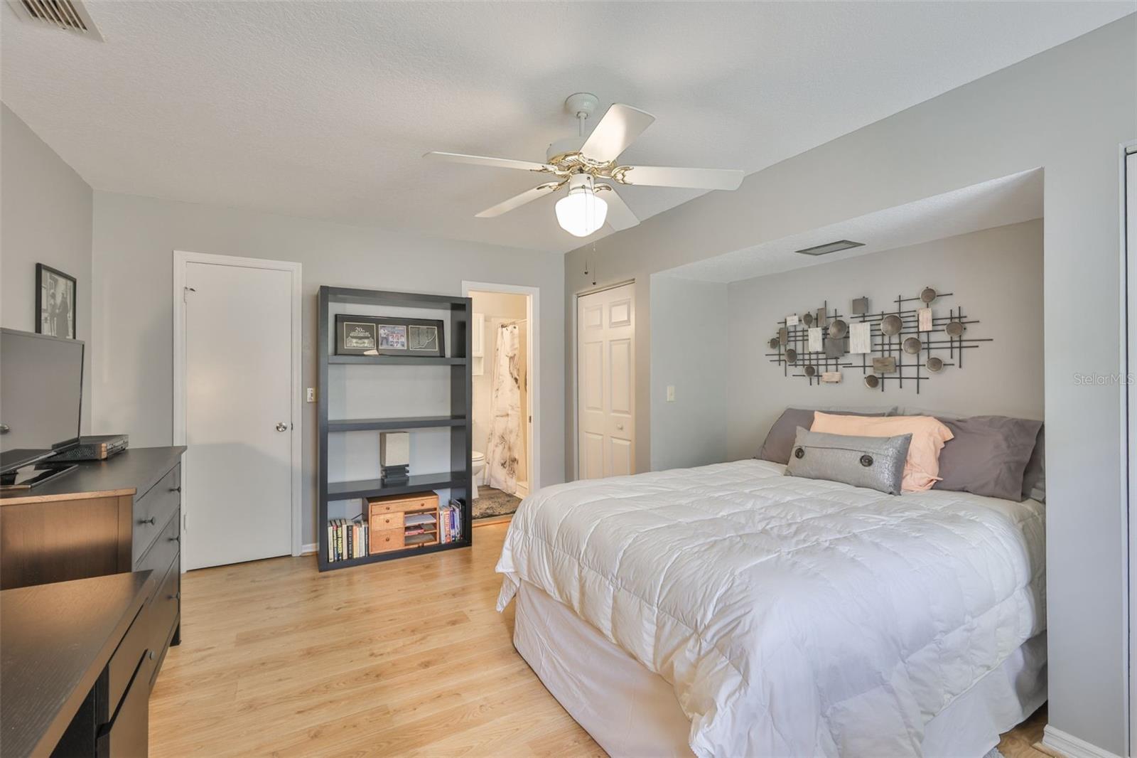 HIGHGATE II CONDO PH - Residential