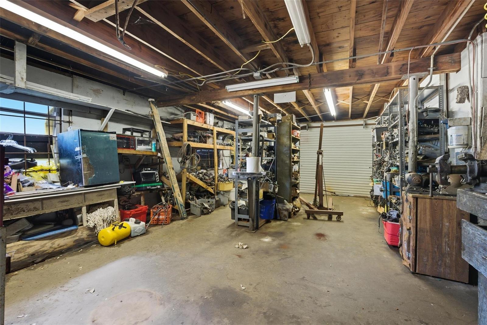 VENICE ADD KINGSTON - Commercial Sale