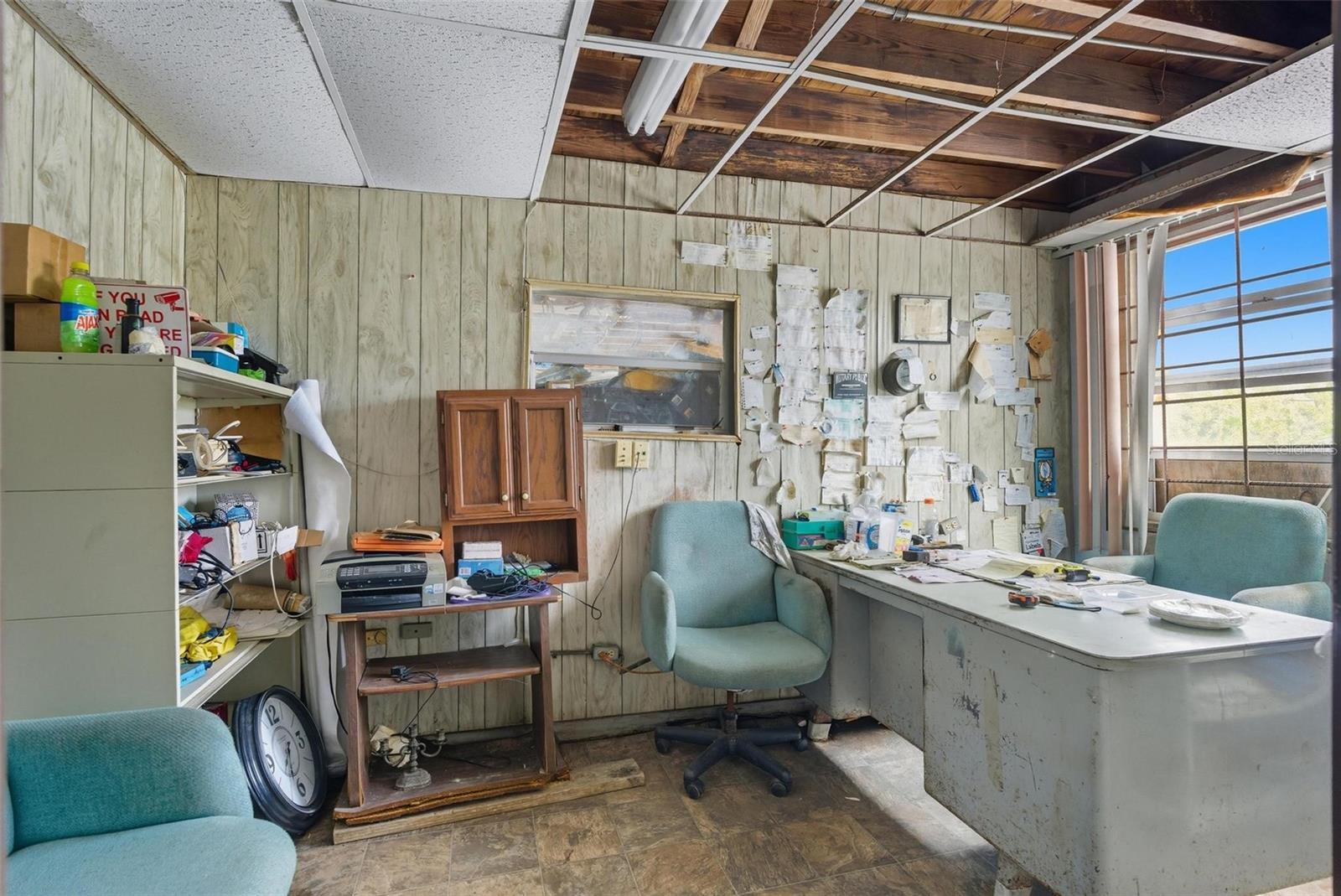 VENICE ADD KINGSTON - Commercial Sale