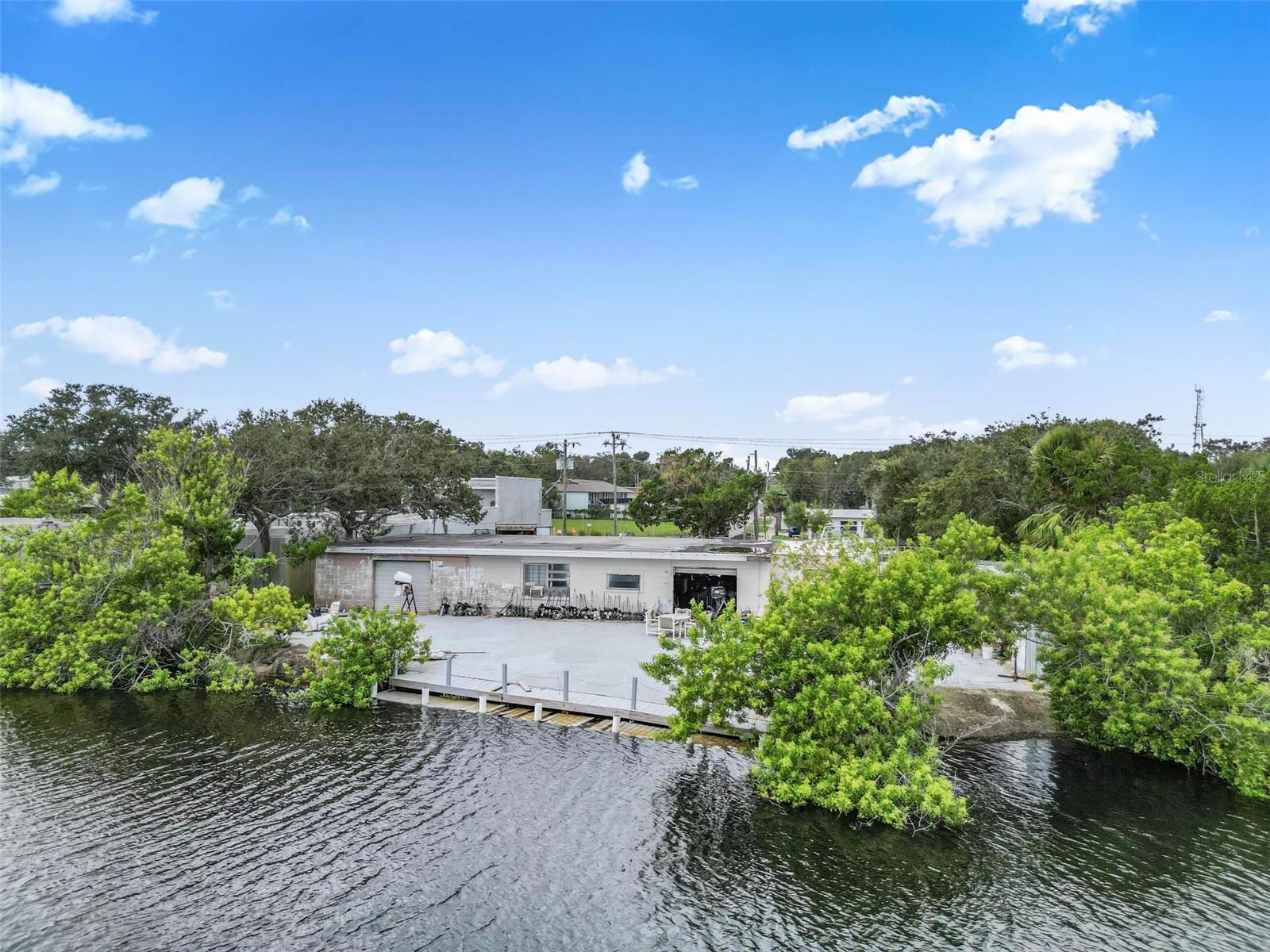VENICE ADD KINGSTON - Commercial Sale