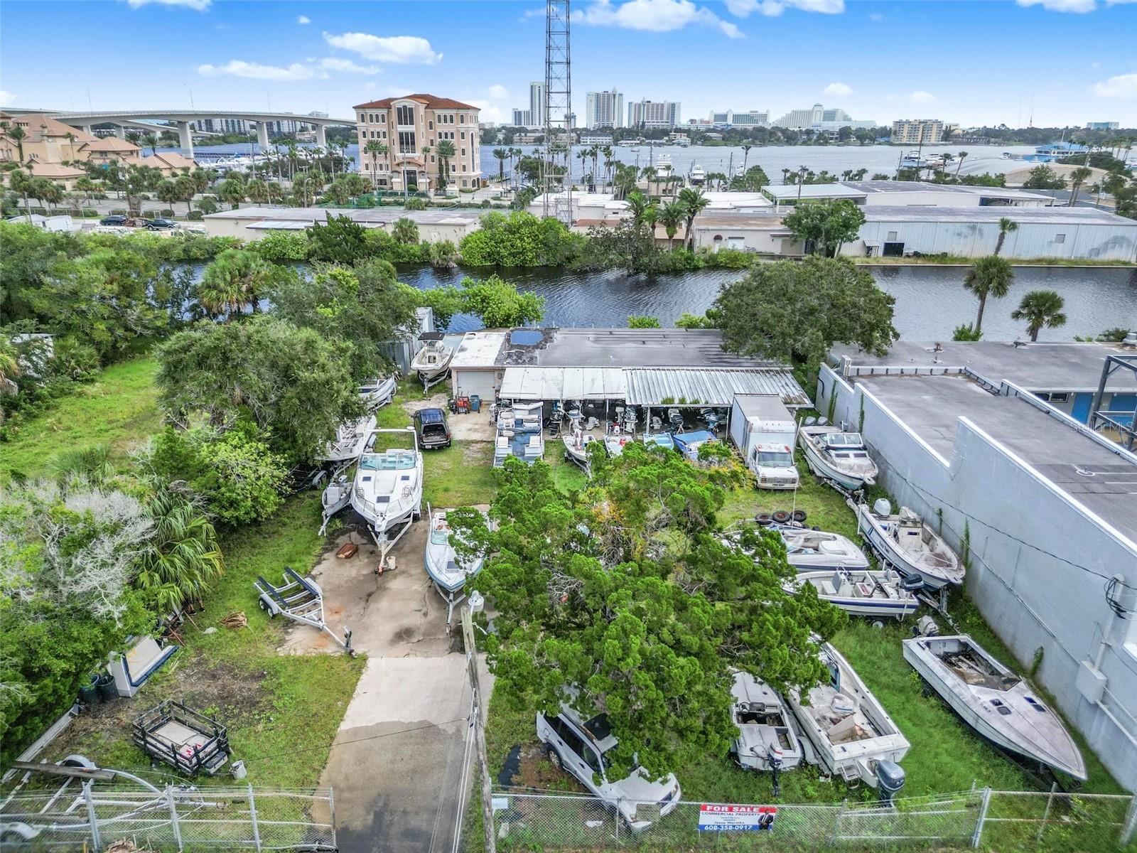 VENICE ADD KINGSTON - Commercial Sale
