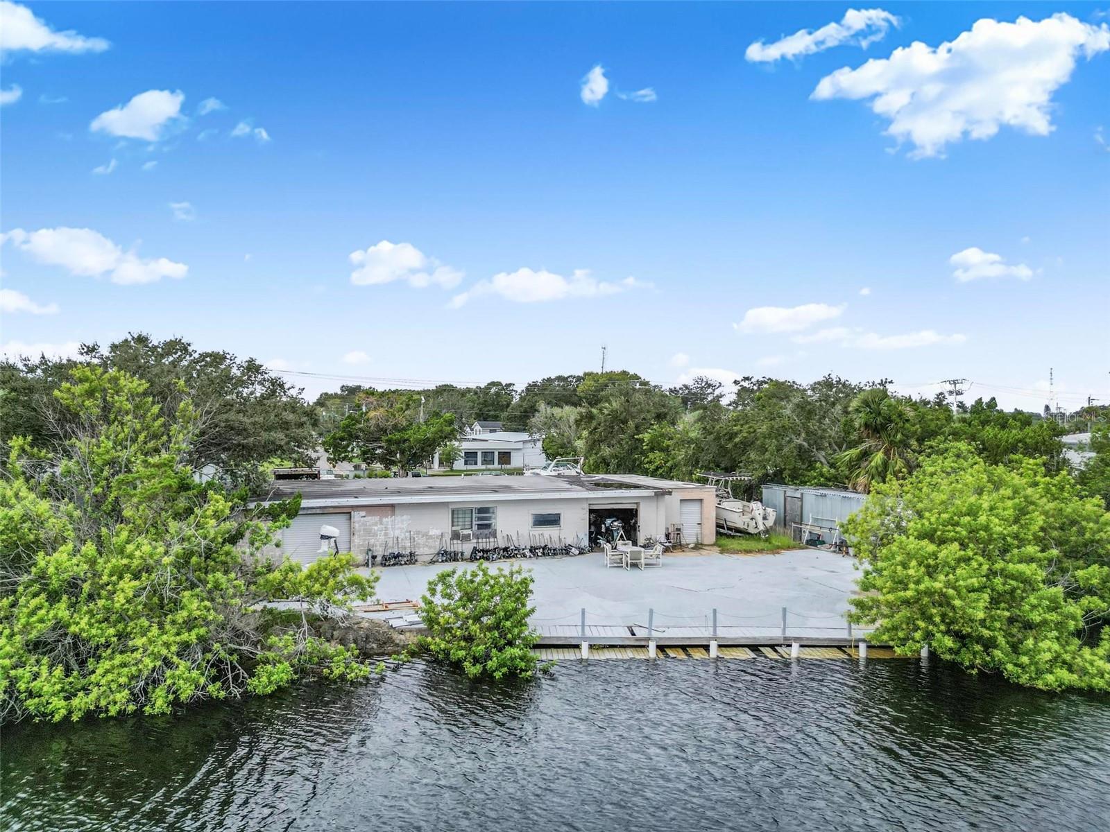 VENICE ADD KINGSTON - Commercial Sale