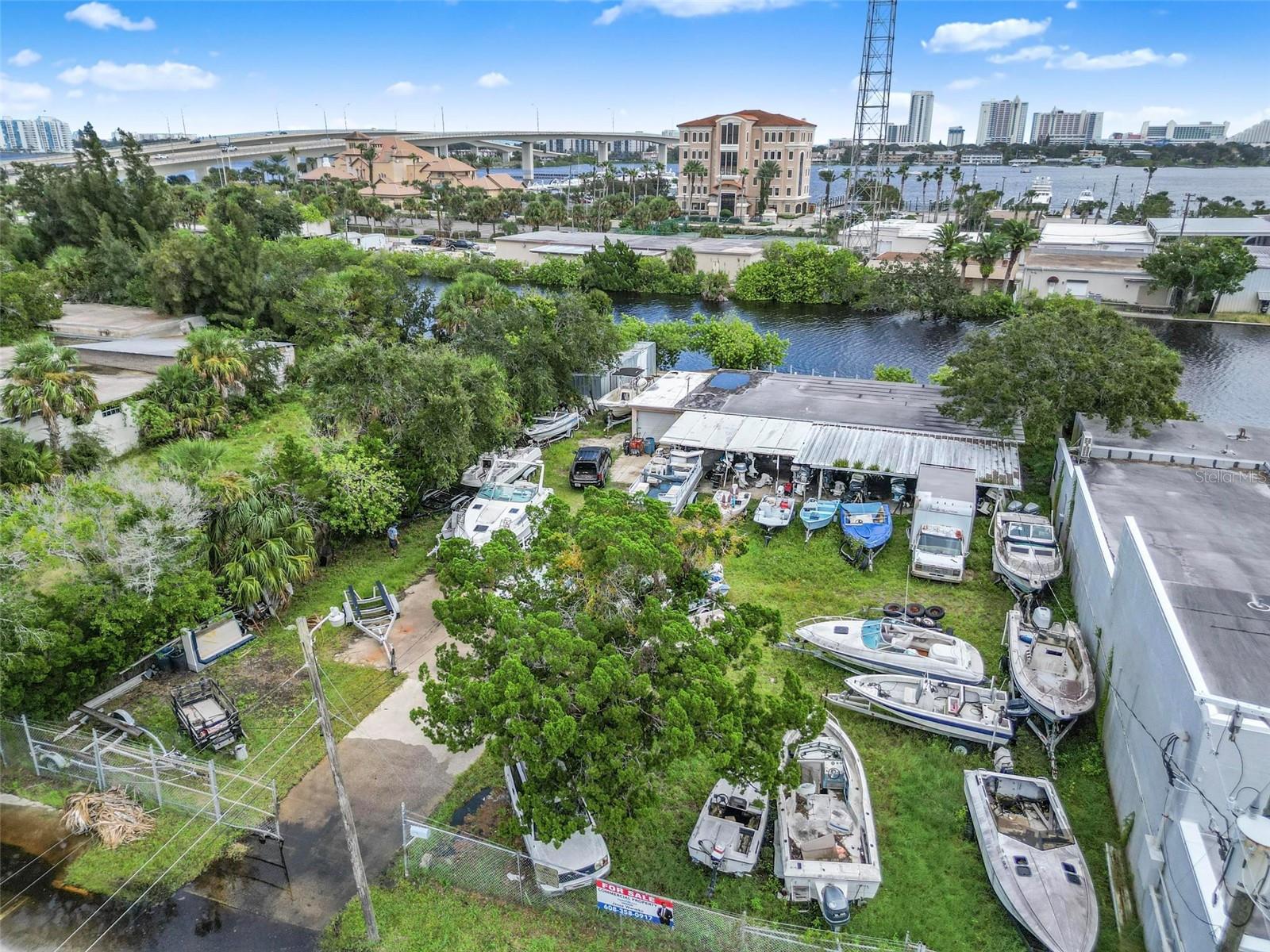 VENICE ADD KINGSTON - Commercial Sale