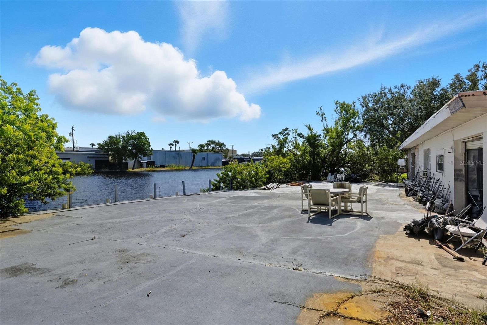 VENICE ADD KINGSTON - Commercial Sale