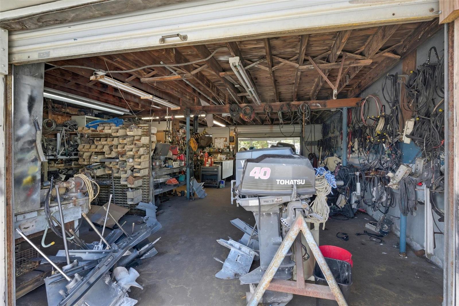 VENICE ADD KINGSTON - Commercial Sale