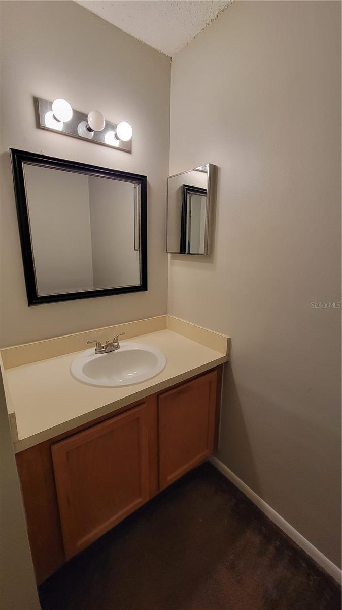 AVALION - Residential Lease