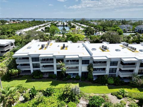 A home in LONGBOAT KEY