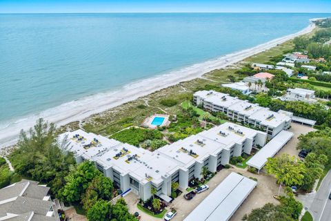 A home in LONGBOAT KEY