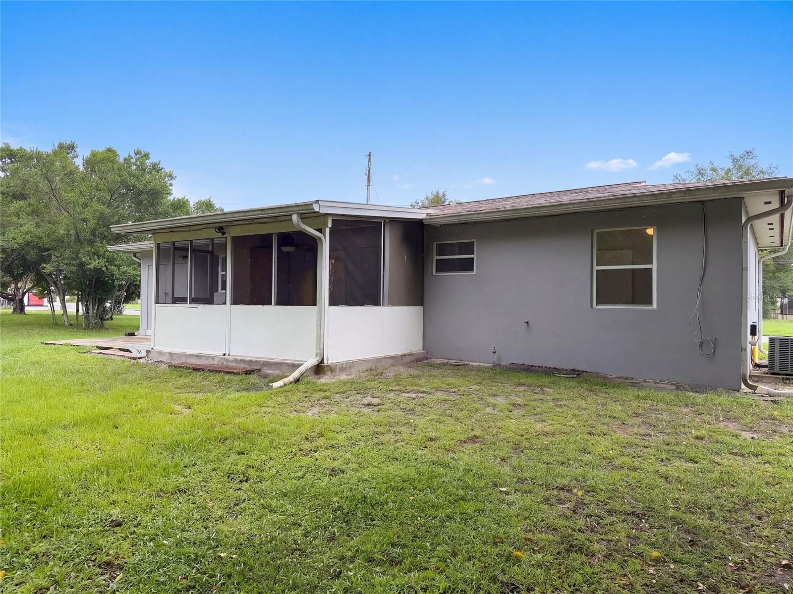 1521 FORT SMITH BOULEVARD