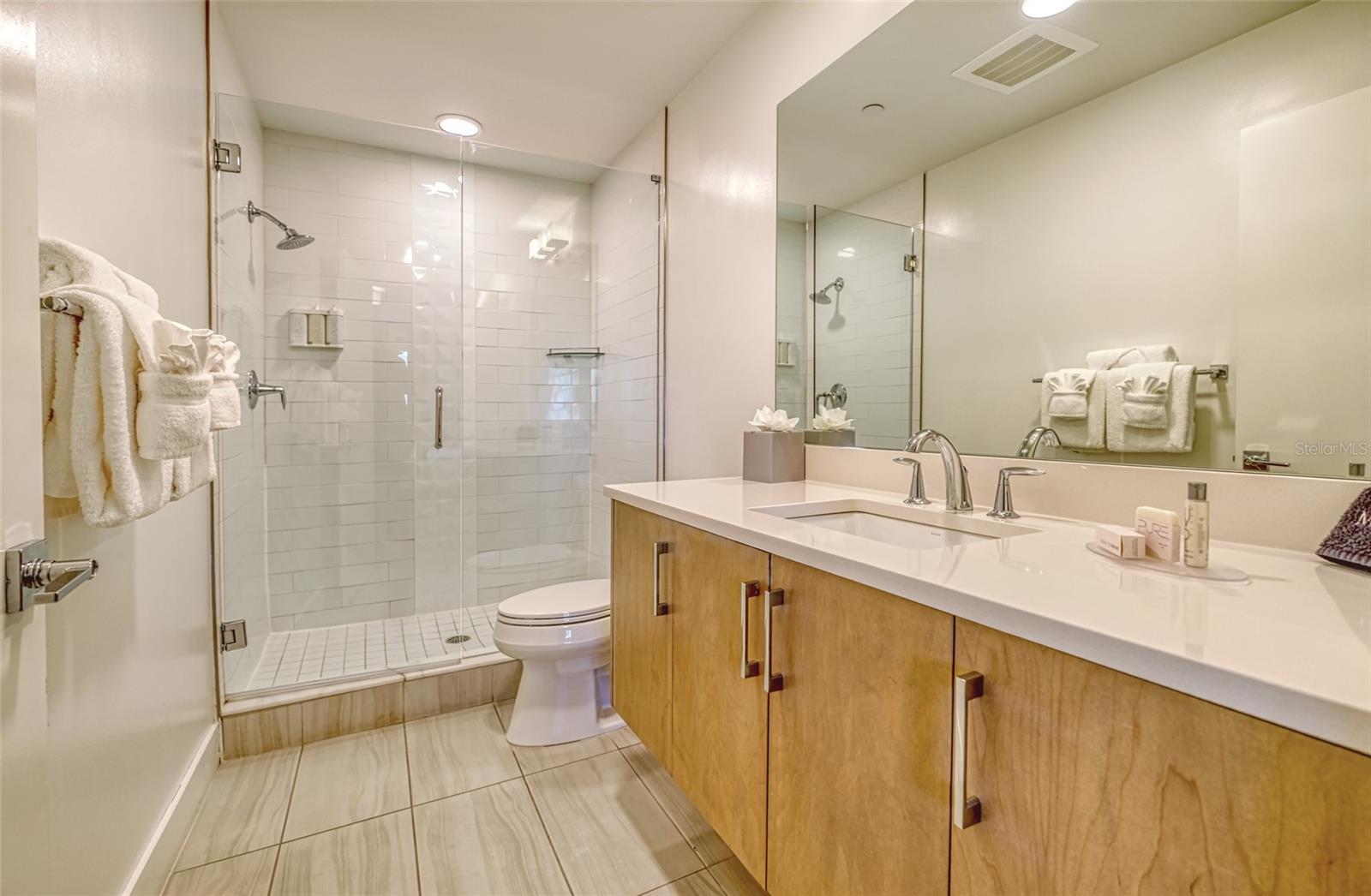 AVALON CLUB RESORT CONDO - Residential