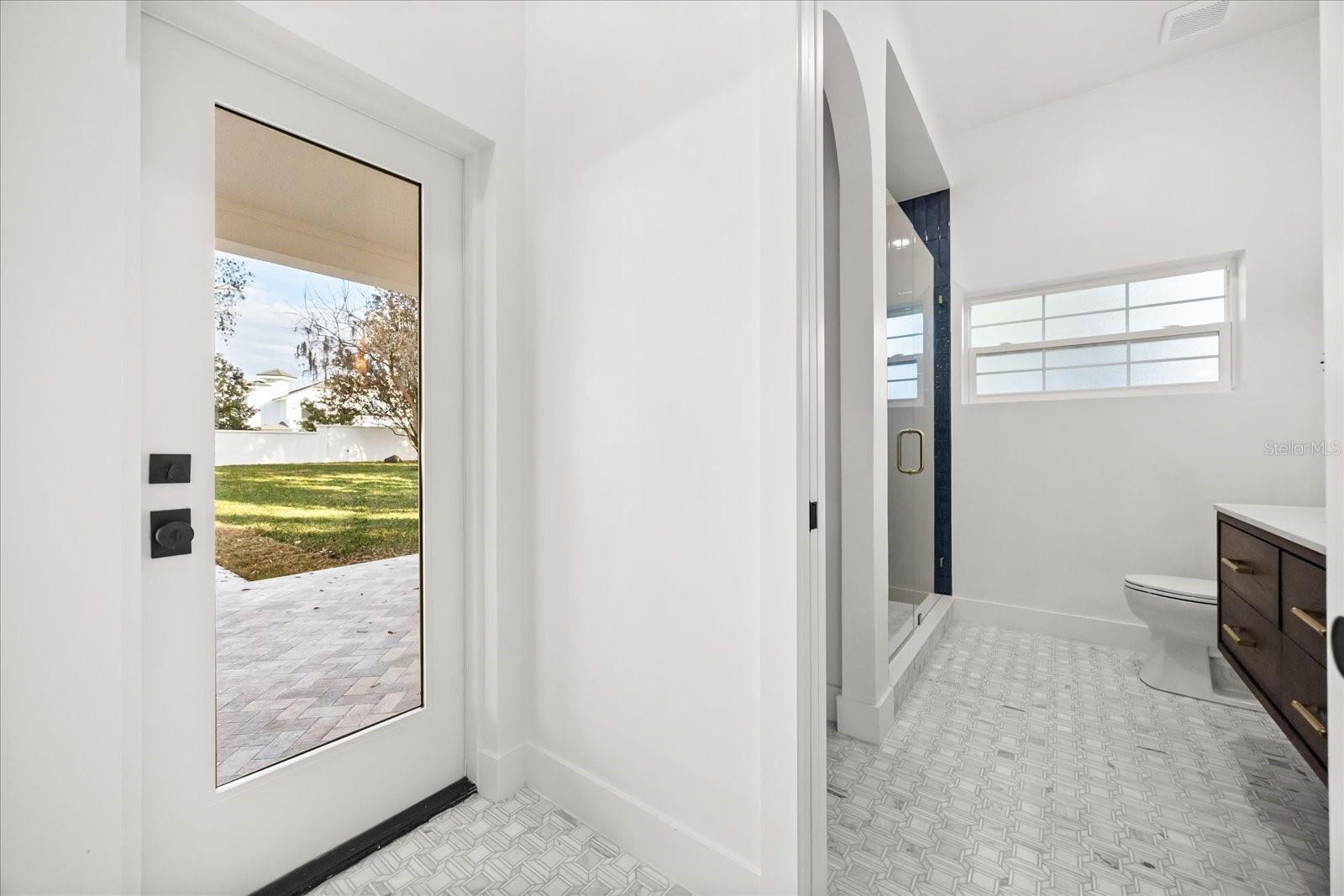 WINDERMERE OAKS - Residential