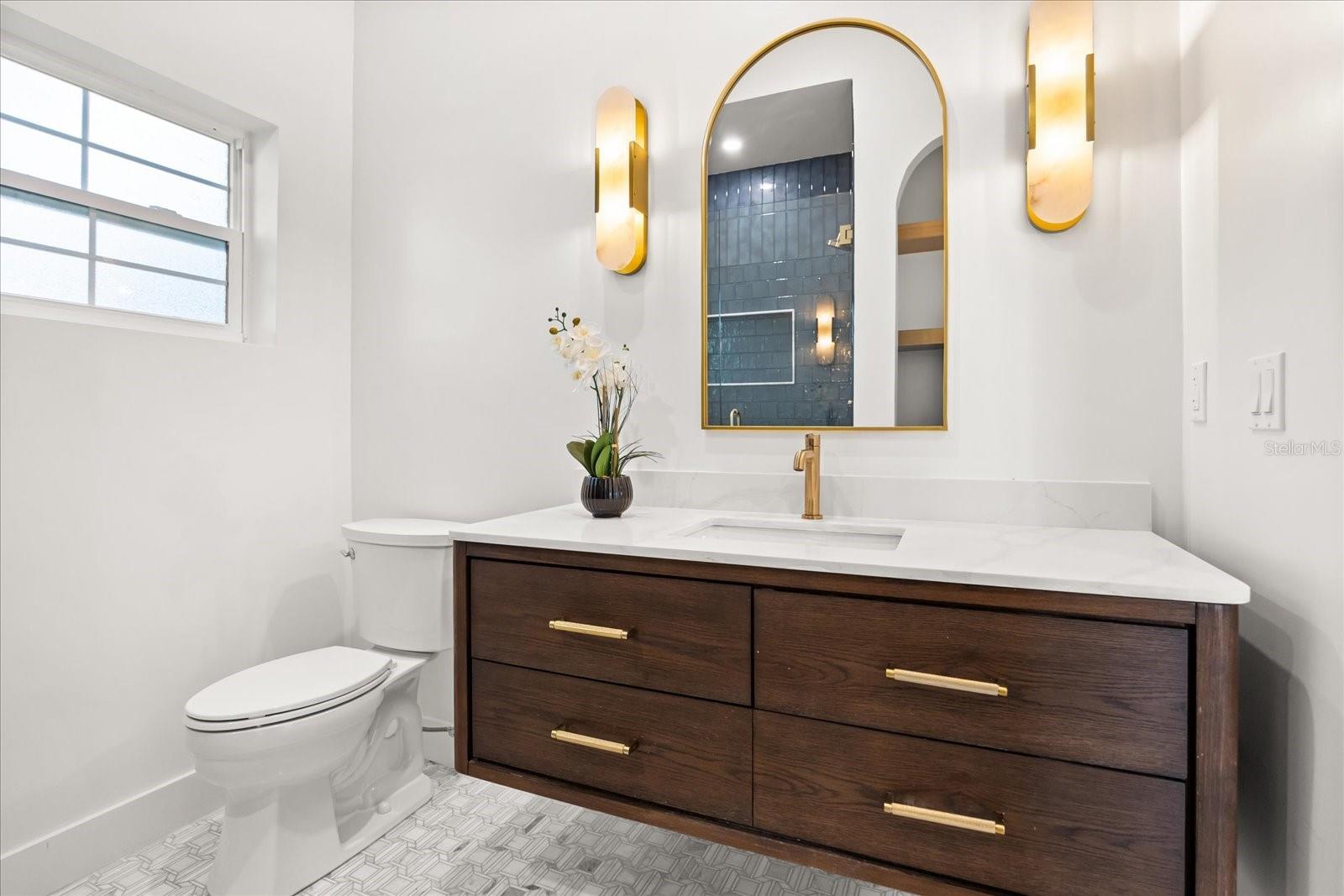 WINDERMERE OAKS - Residential