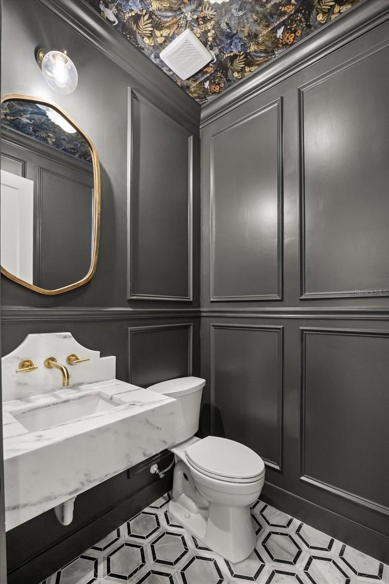 WINDERMERE OAKS - Residential