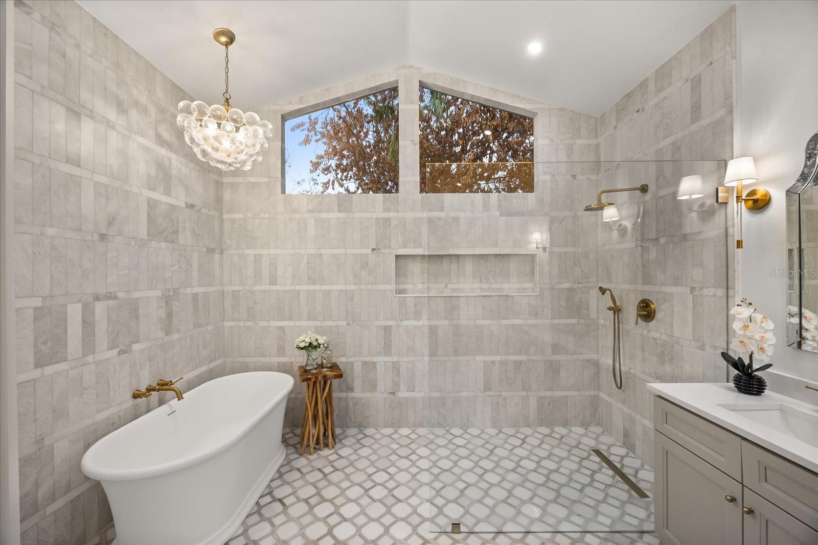 WINDERMERE OAKS - Residential