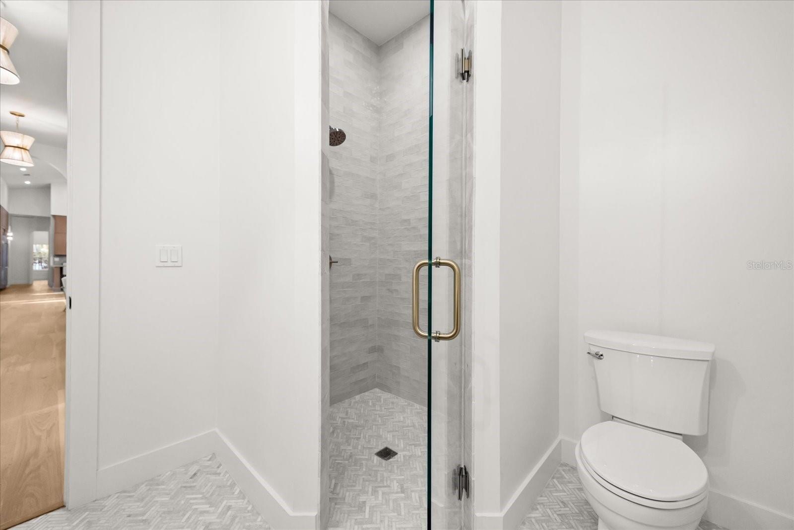 WINDERMERE OAKS - Residential