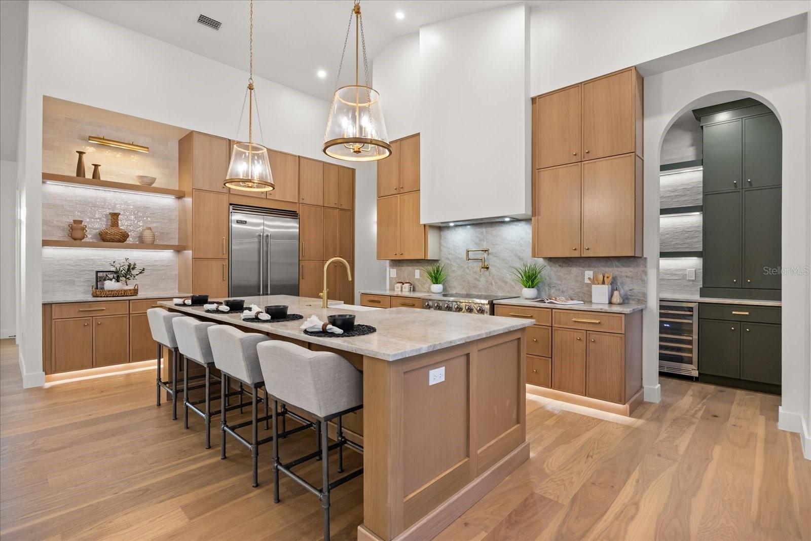 WINDERMERE OAKS - Residential