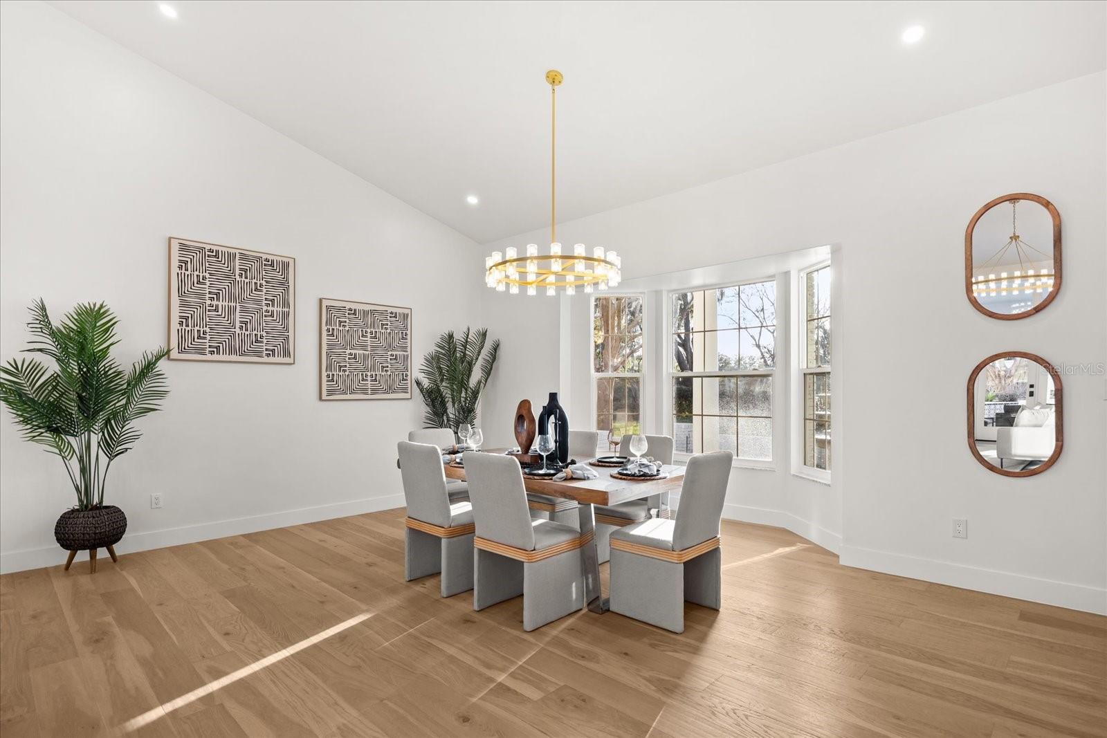 WINDERMERE OAKS - Residential