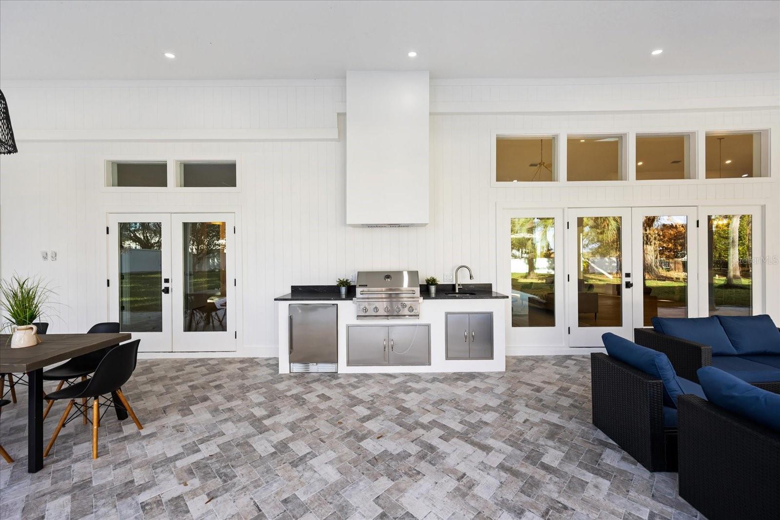 WINDERMERE OAKS - Residential