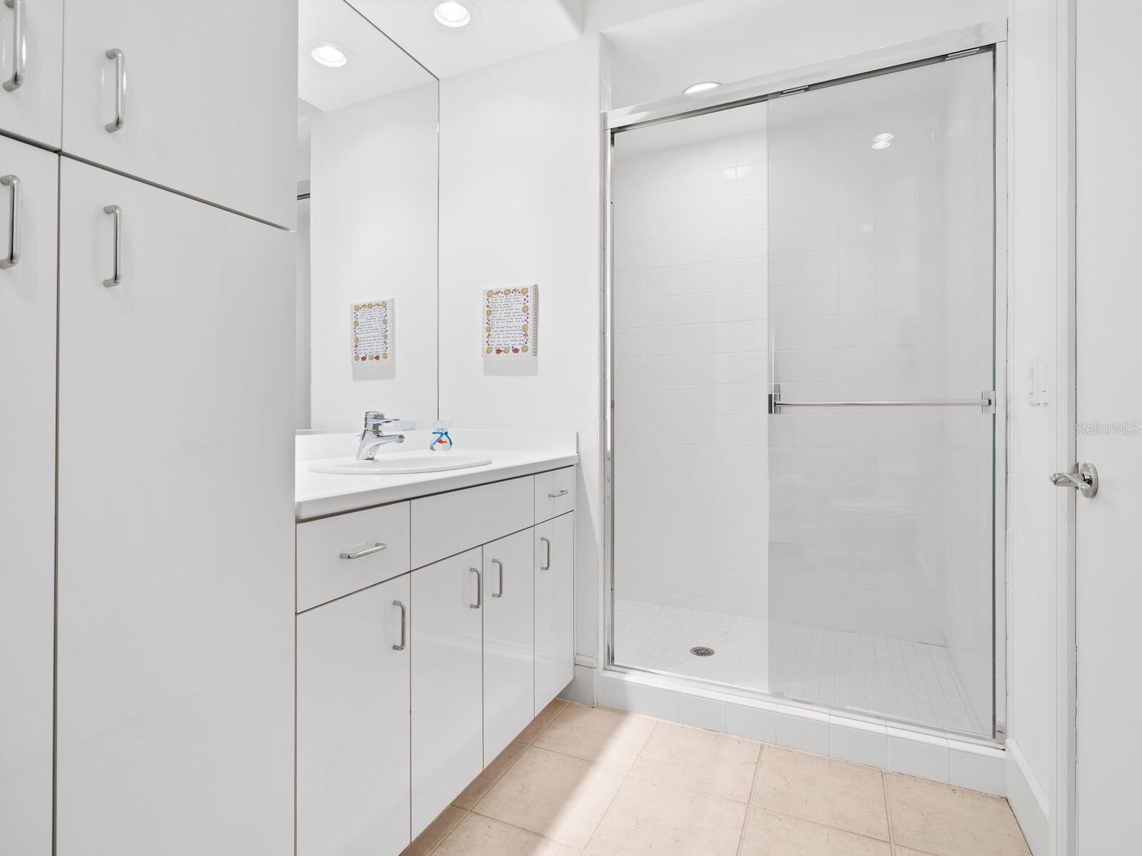 BIRD KEY SUB - Residential