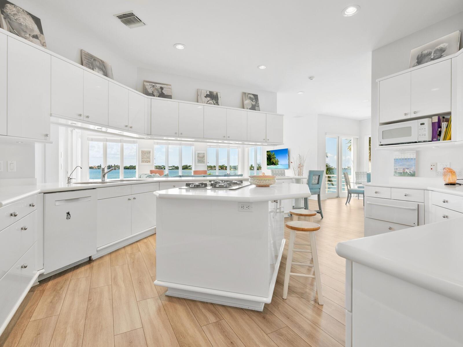 BIRD KEY SUB - Residential