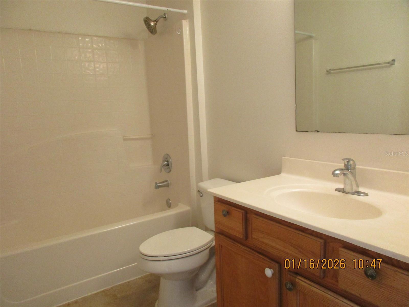 EMERALD POINTE PH 3 - Residential Lease