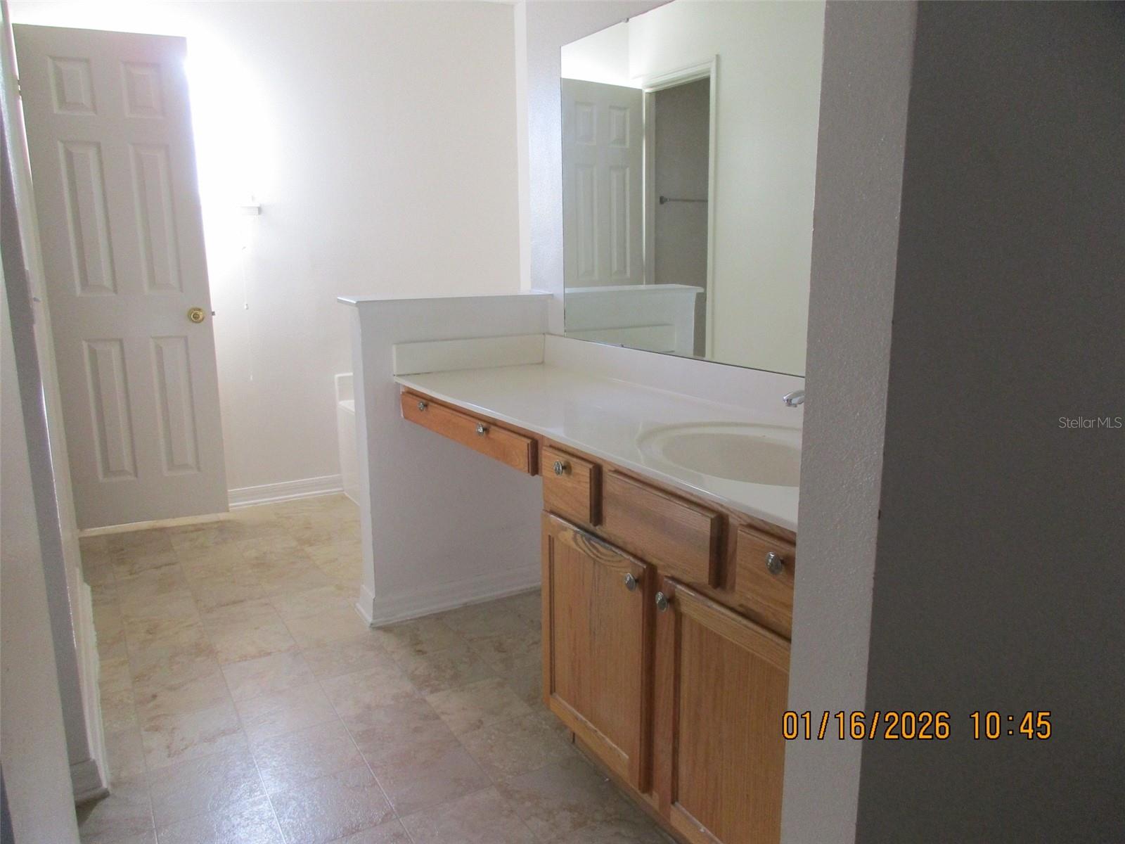 EMERALD POINTE PH 3 - Residential Lease