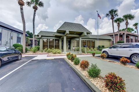 A home in DELAND