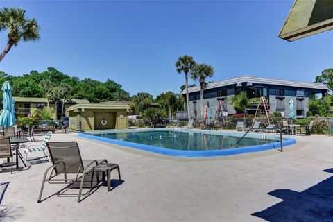 A home in DELAND