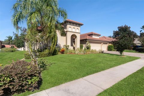 Photo of 2921 Falconhill Drive, Apopka, FL 32712 (MLS # O6378299)