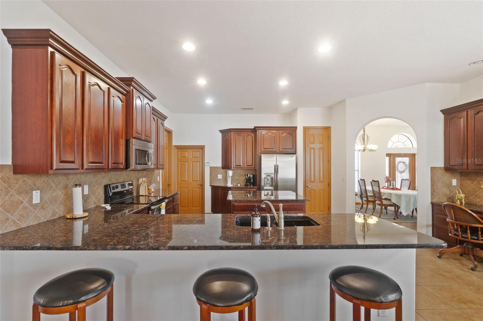 2921 FALCONHILL DRIVE