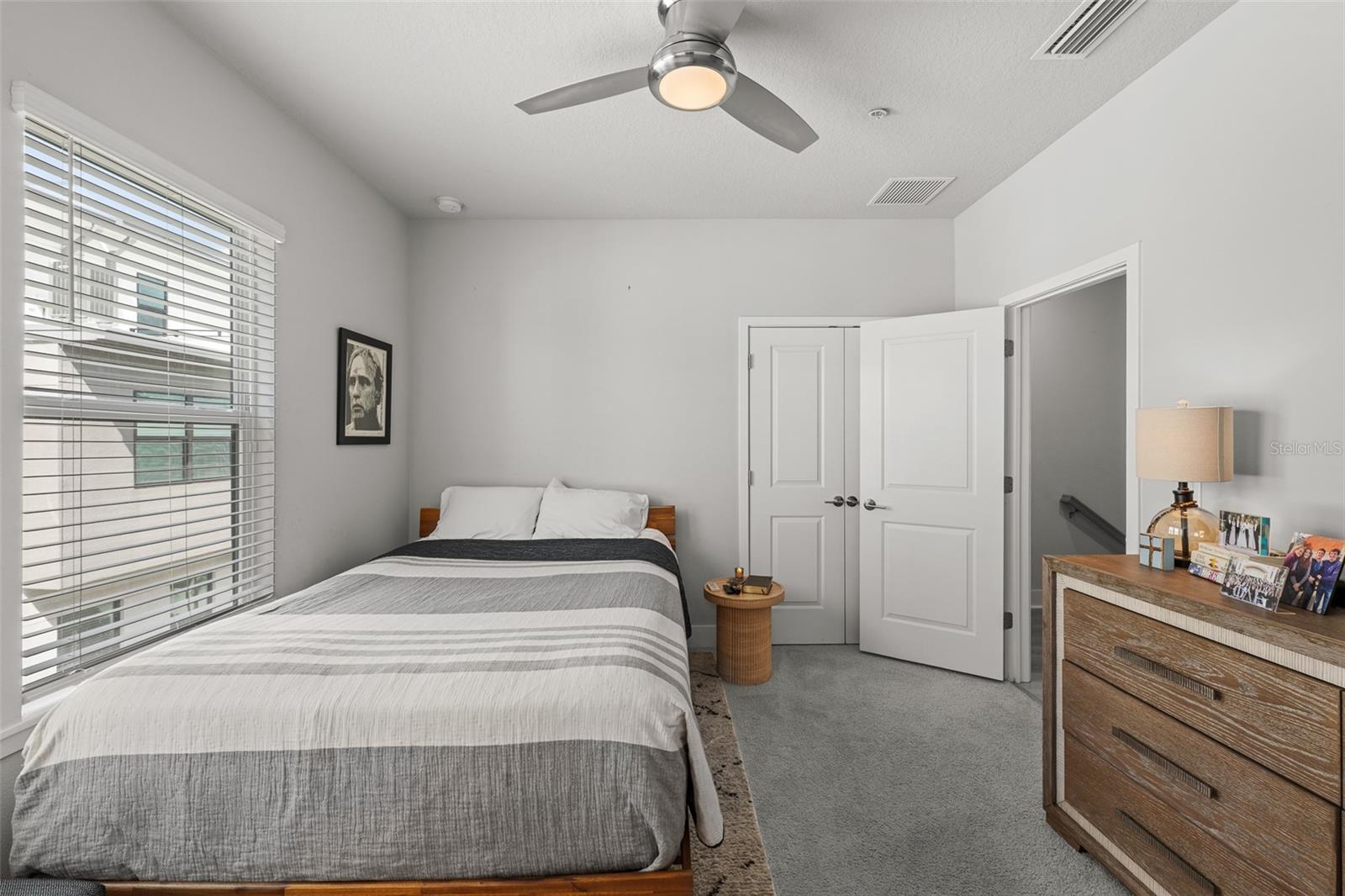 WESTSHORE VILLAGE TWNHMS - Residential