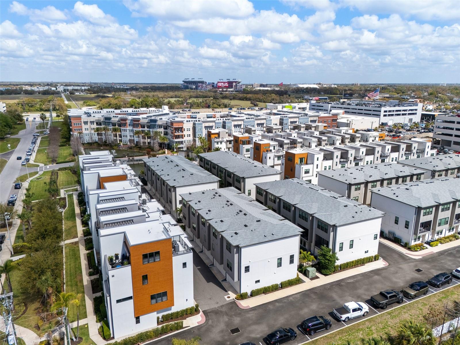 WESTSHORE VILLAGE TWNHMS - Residential